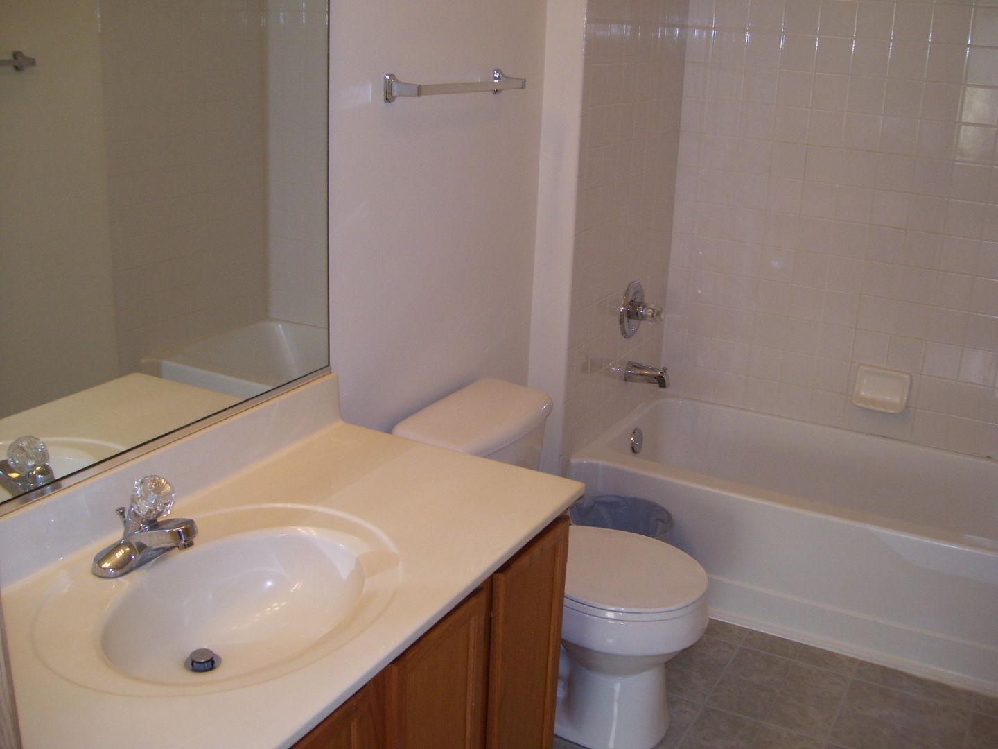 2511 SHEEHAN Drive Unit: 101