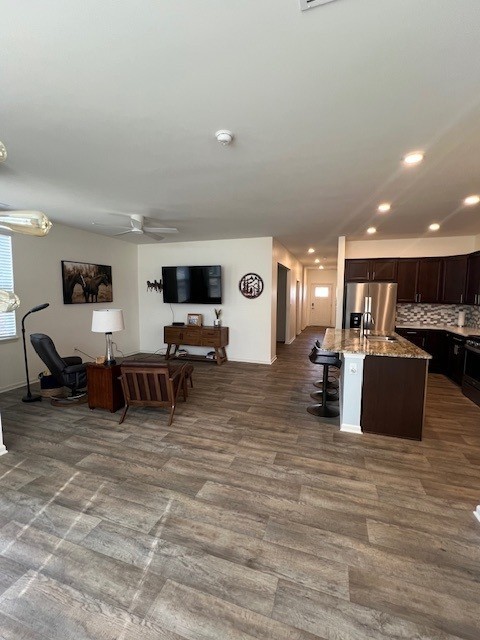 340 Sussex Lane