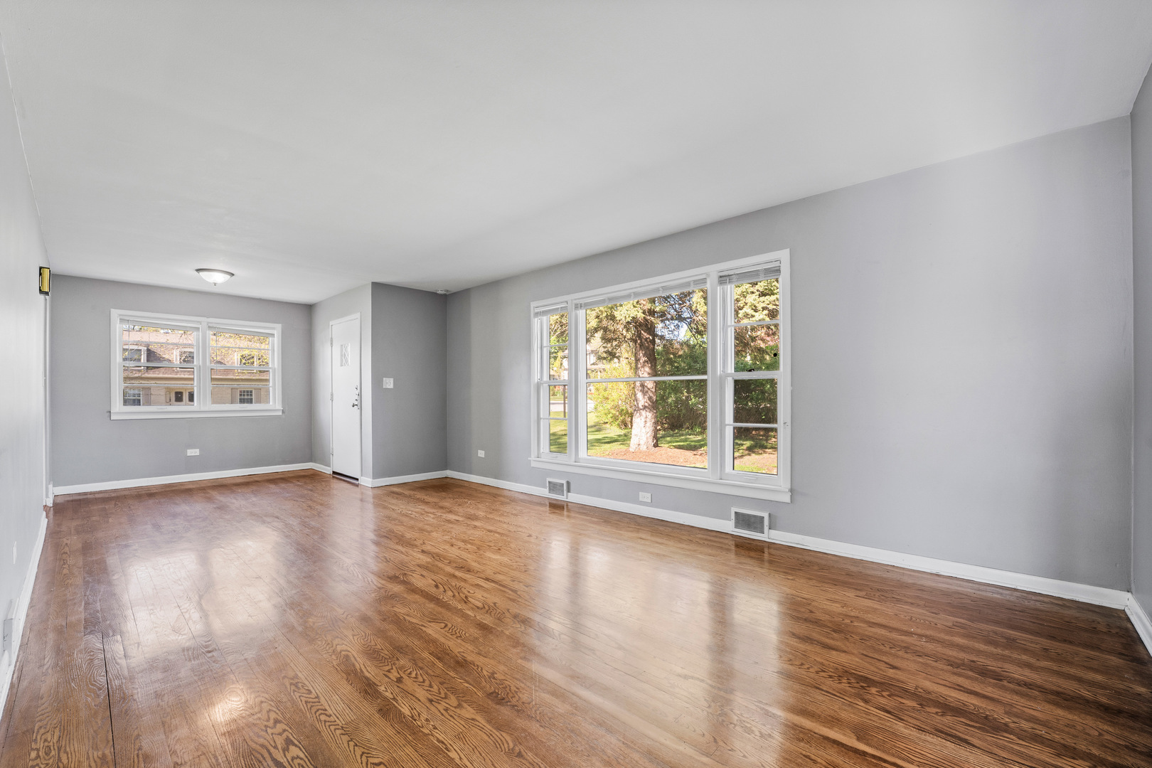 200 S Roselle Road