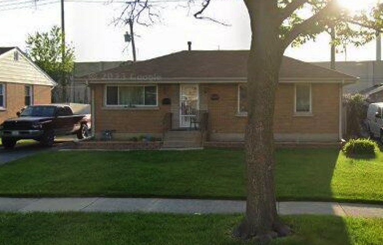 1428 Victoria Avenue