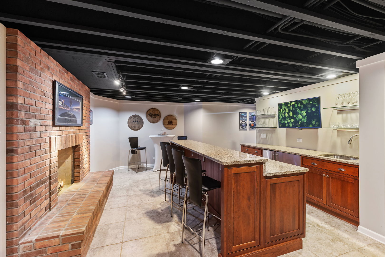 2S546 Heaton Drive