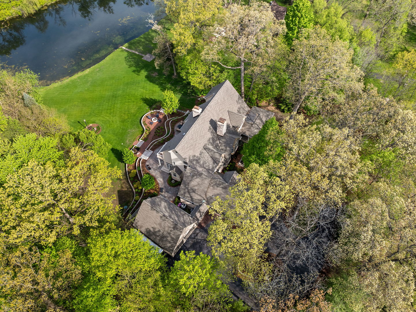 2S546 Heaton Drive