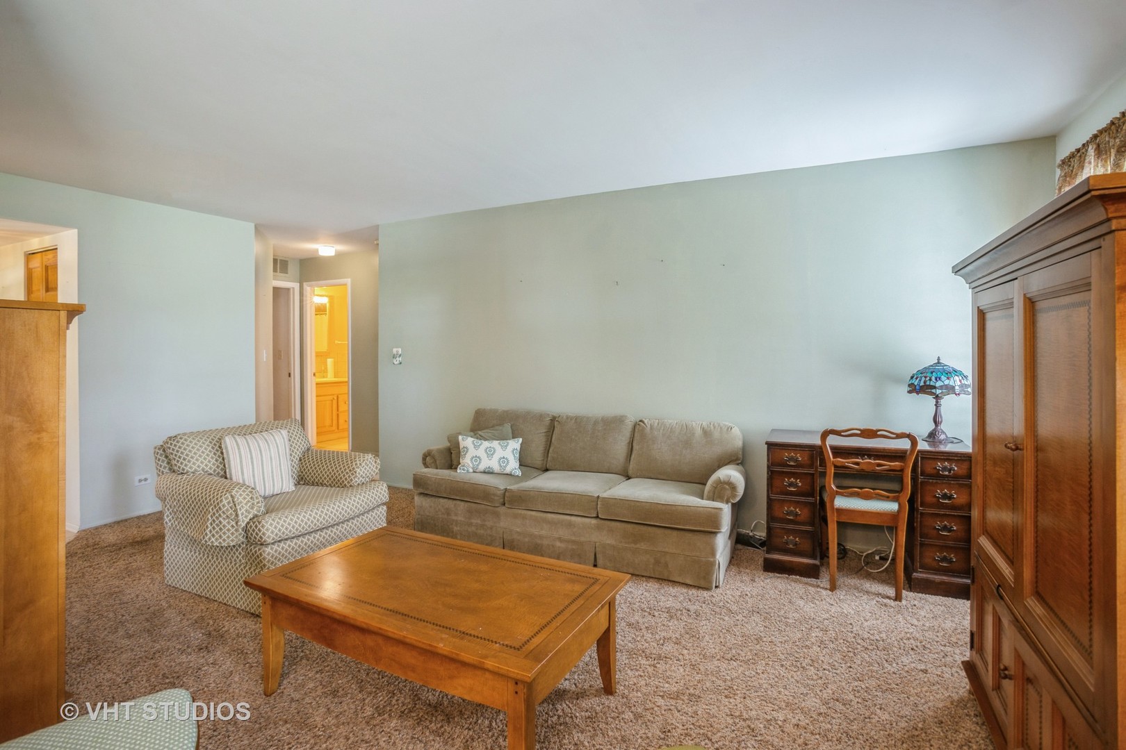241 Green Knoll Lane Unit: 241