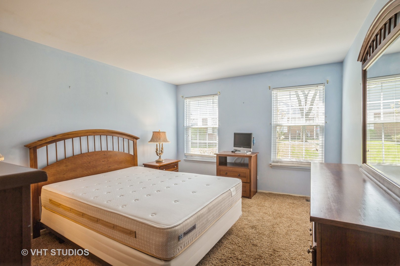 241 Green Knoll Lane Unit: 241
