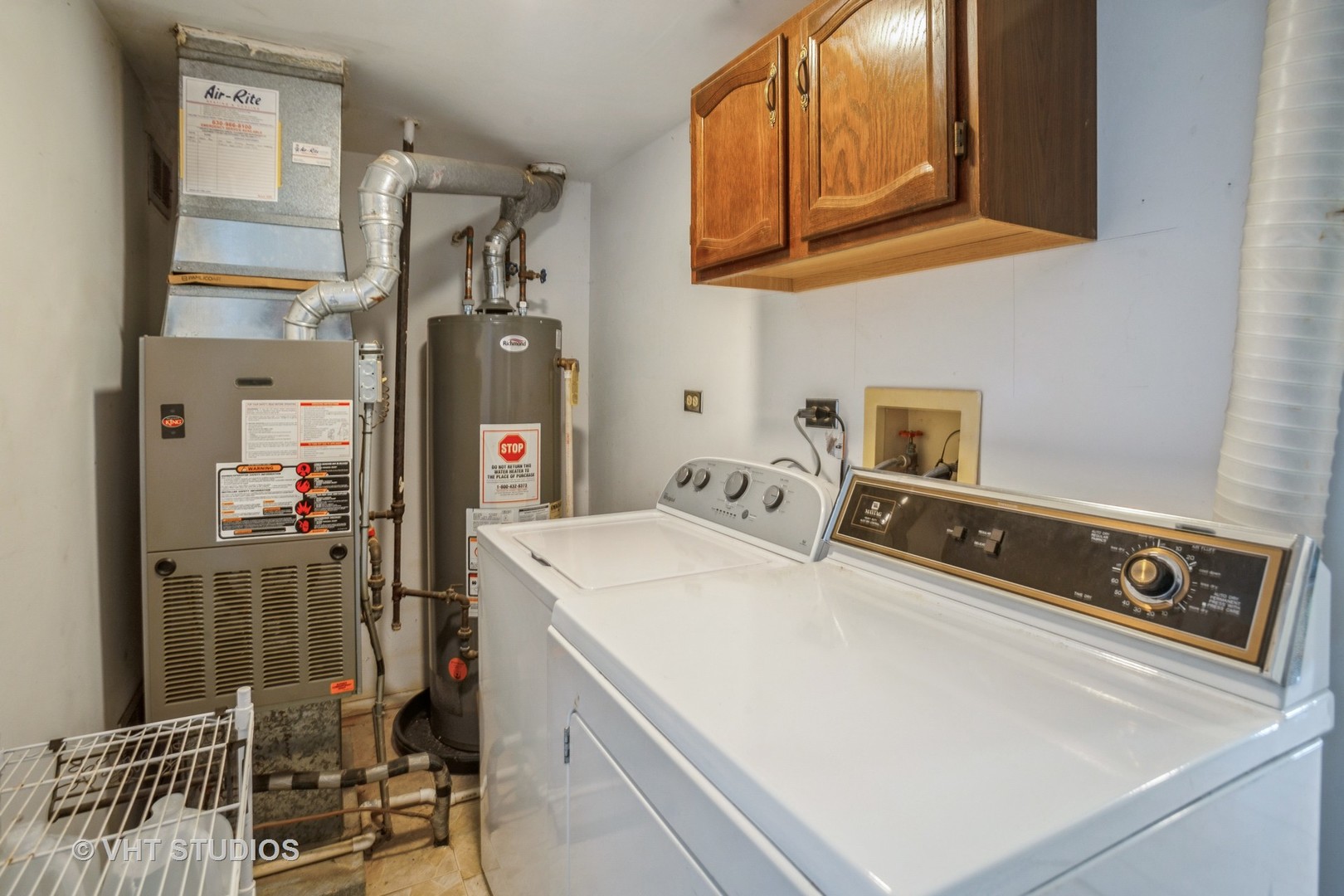 241 Green Knoll Lane Unit: 241