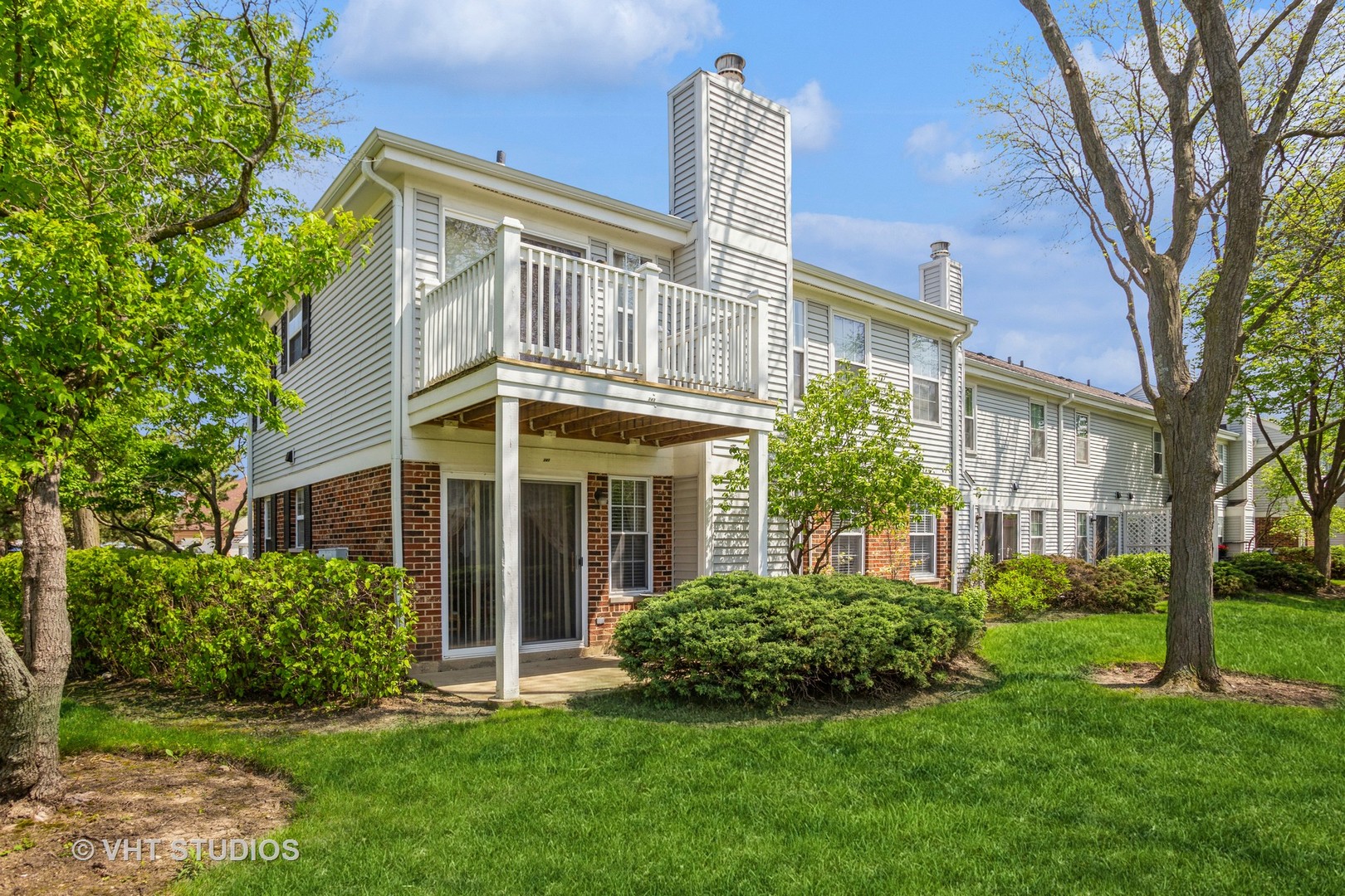 241 Green Knoll Lane Unit: 241