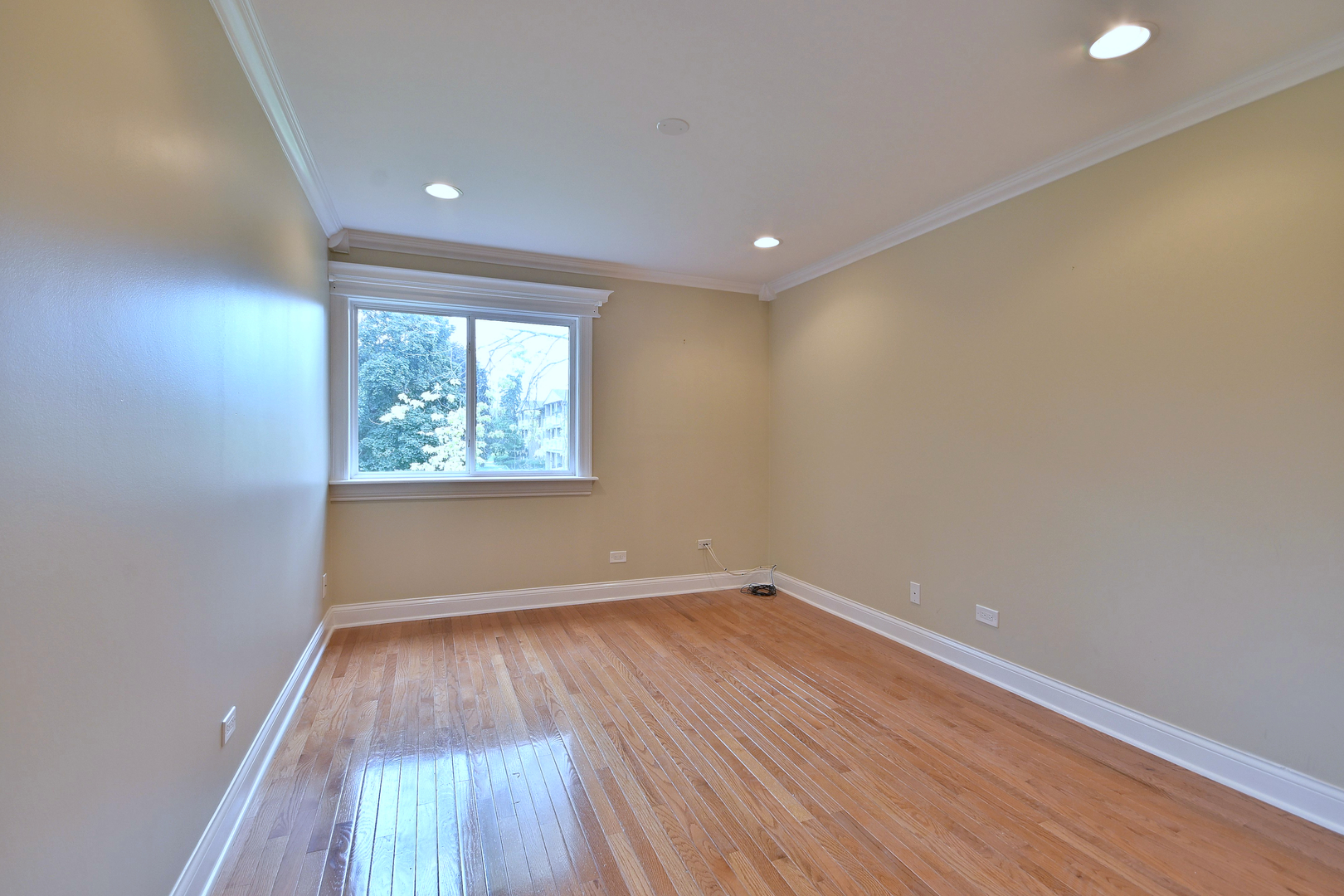 960 Beau Drive Unit: 205