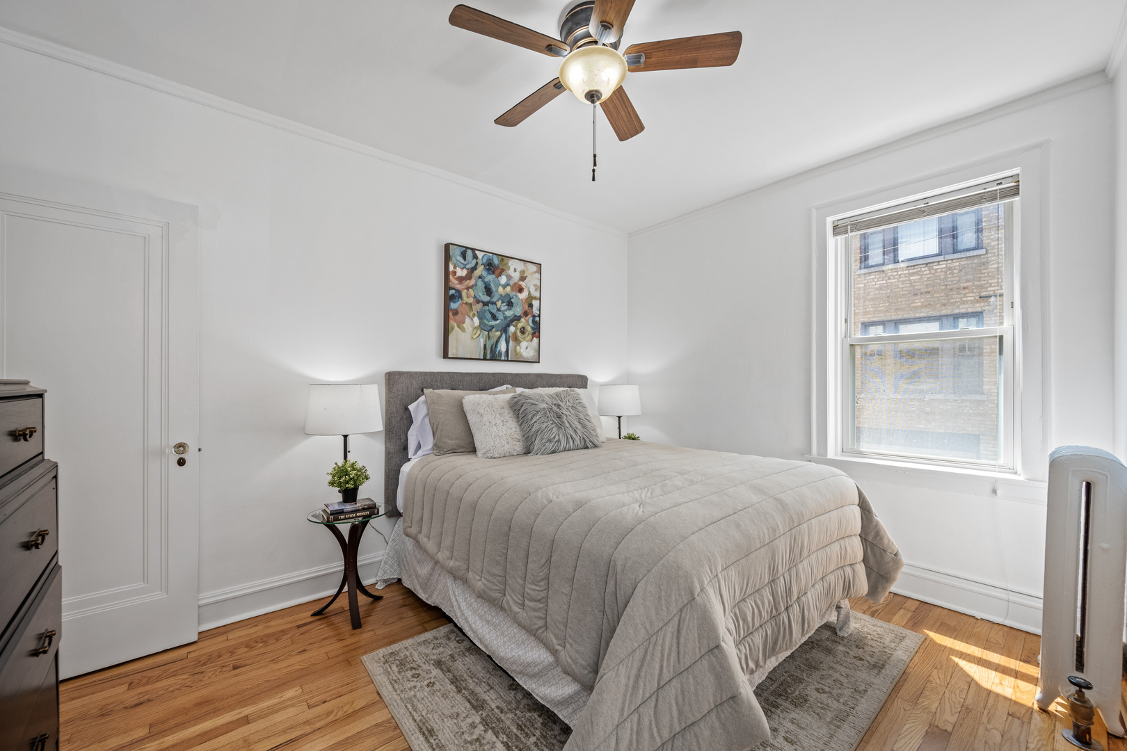 826 Mulford Street Unit: 1W