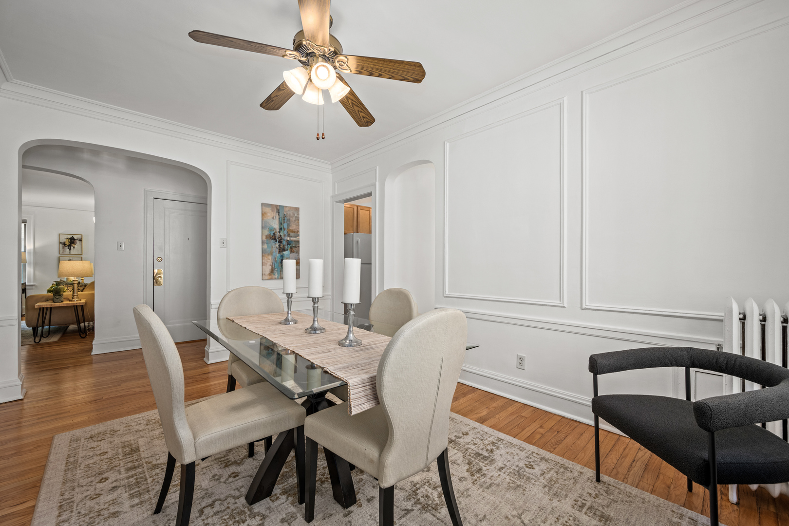 826 Mulford Street Unit: 1W