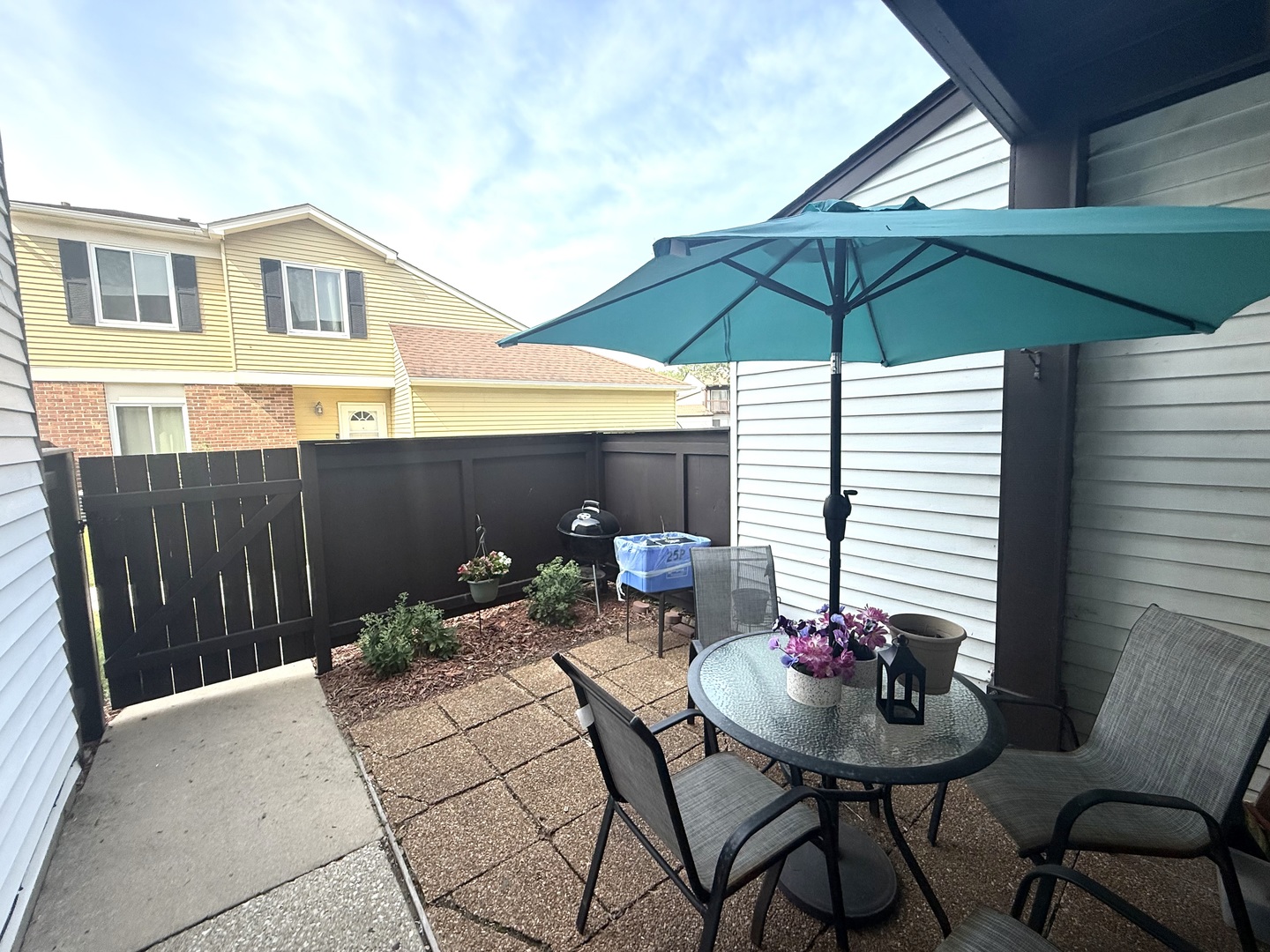 25 Fernwood Drive Unit: 25P