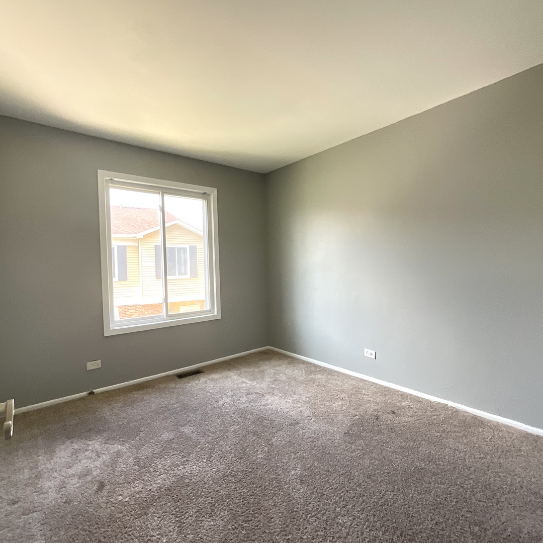 25 Fernwood Drive Unit: 25P