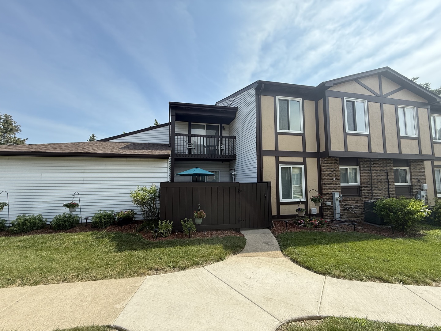 25 Fernwood Drive Unit: 25P