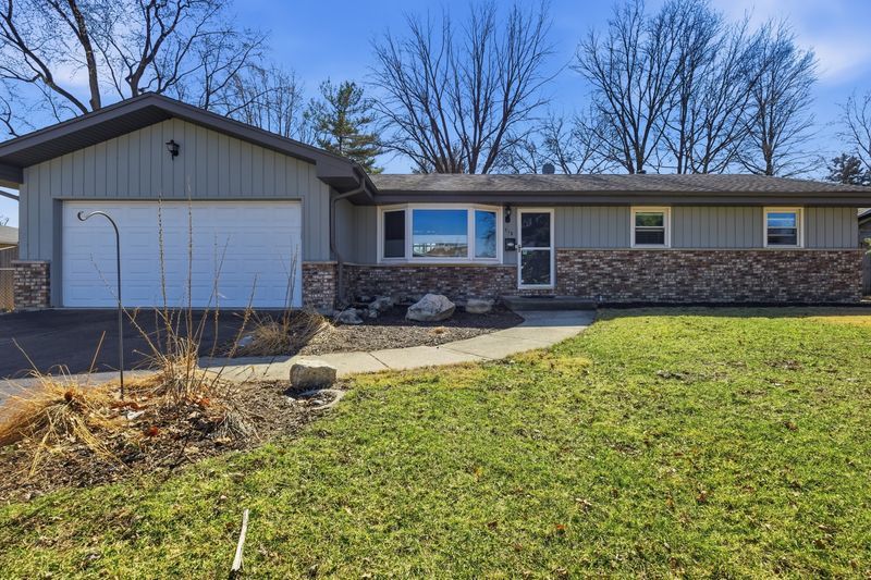 318 Dee Road