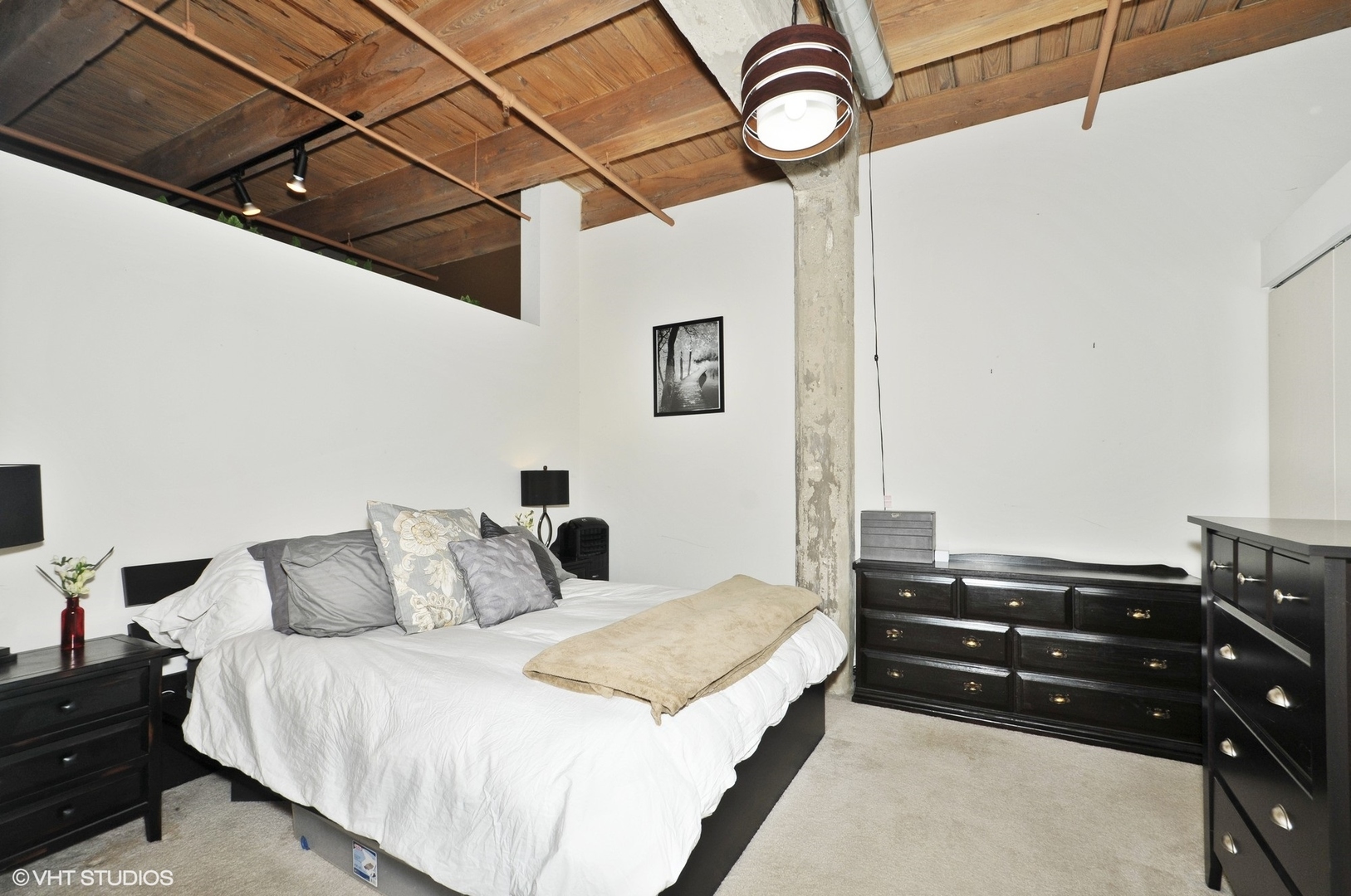 333 S Desplaines Street Unit: 605