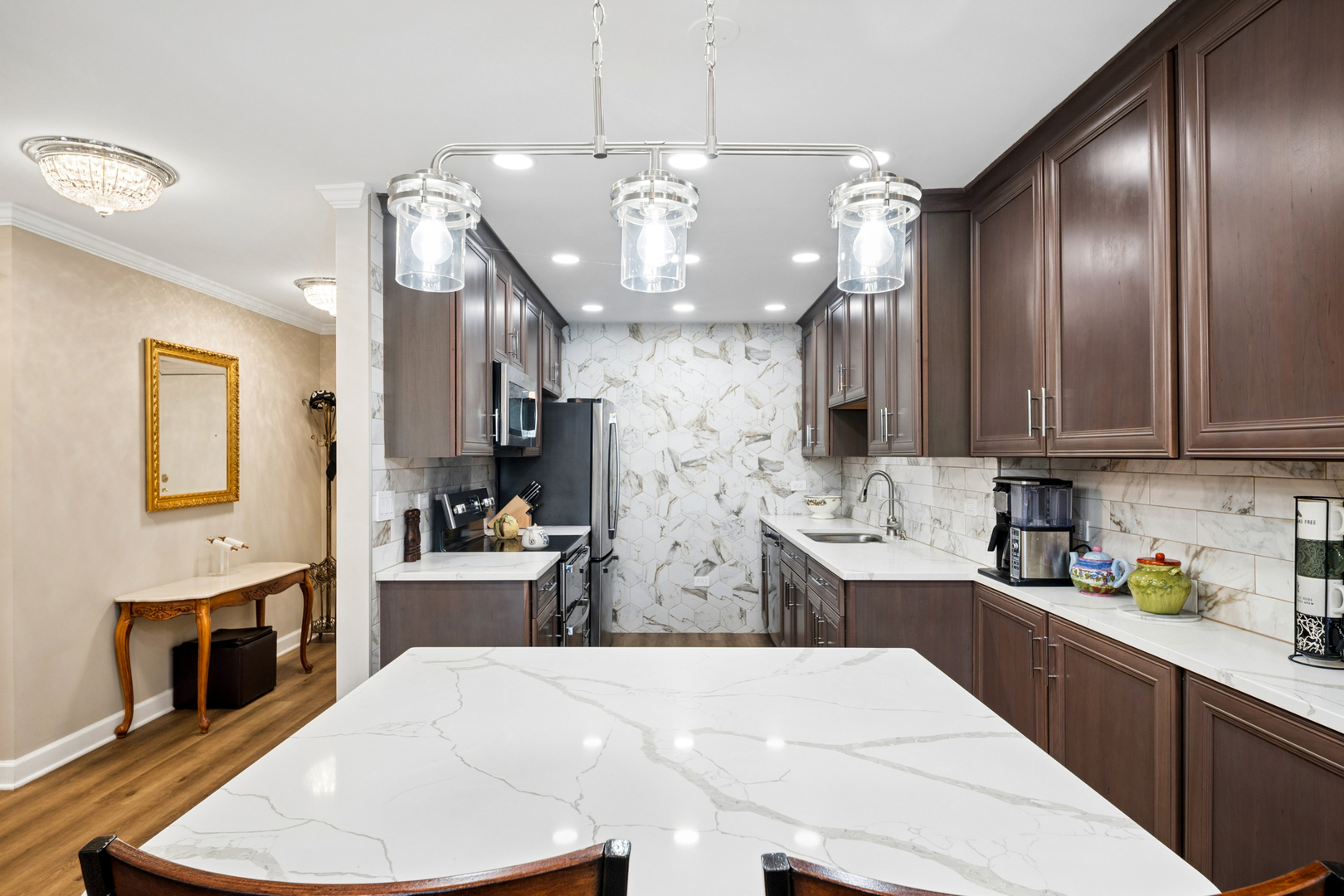 453 Raintree Drive Unit: 3P