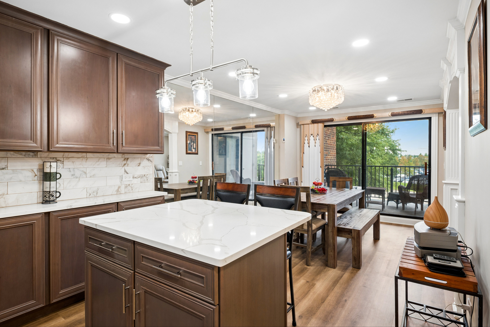 453 Raintree Drive Unit: 3P