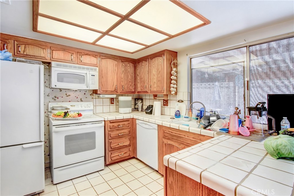 3065 Shade Tree Lane