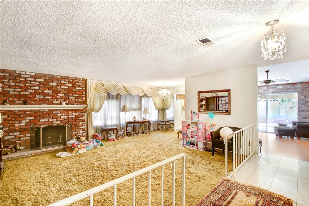 3065 Shade Tree Lane
