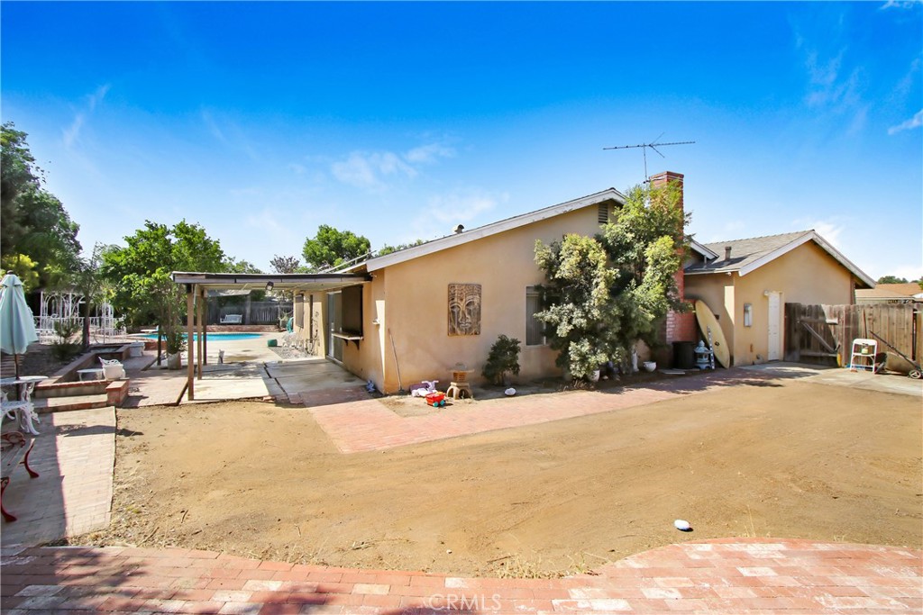 3065 Shade Tree Lane