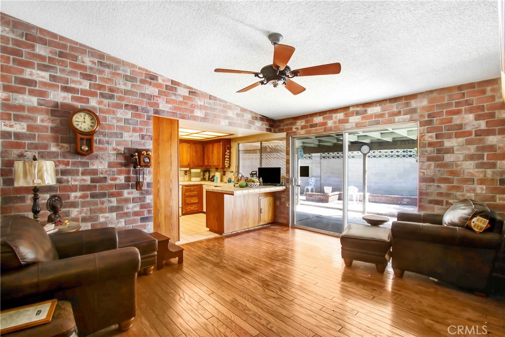 3065 Shade Tree Lane