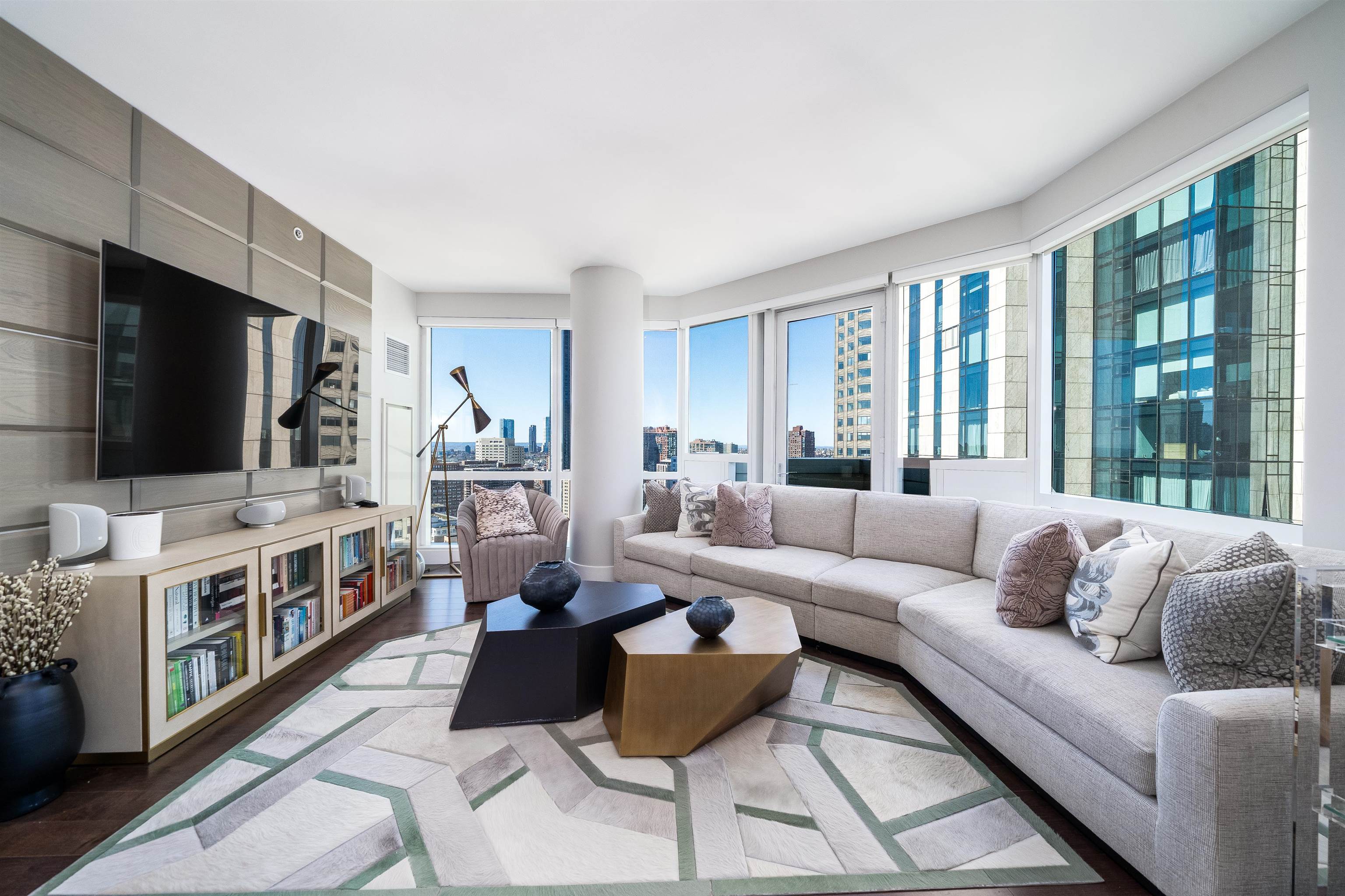77 HUDSON ST Unit: 2803