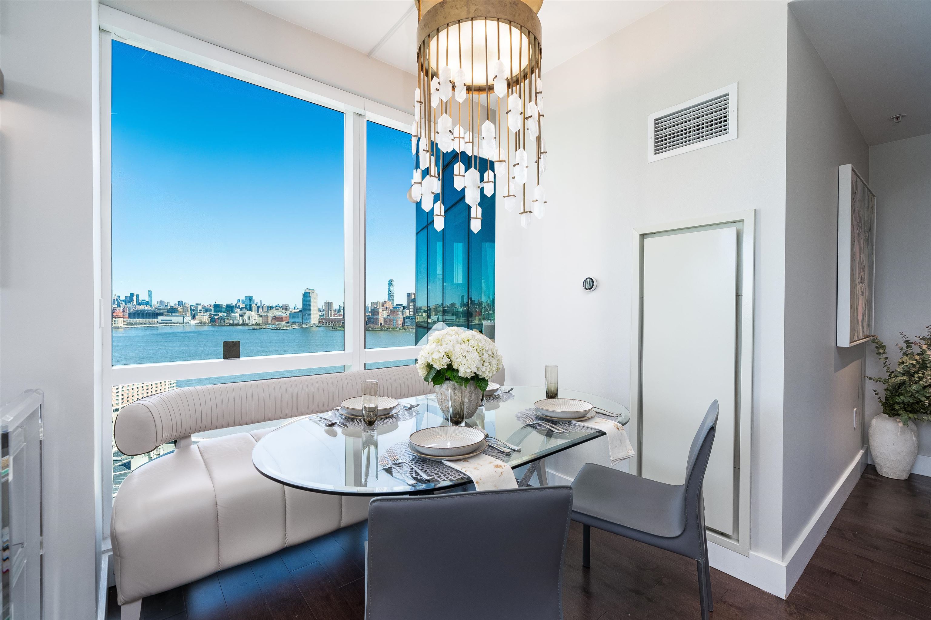 77 HUDSON ST Unit: 2803