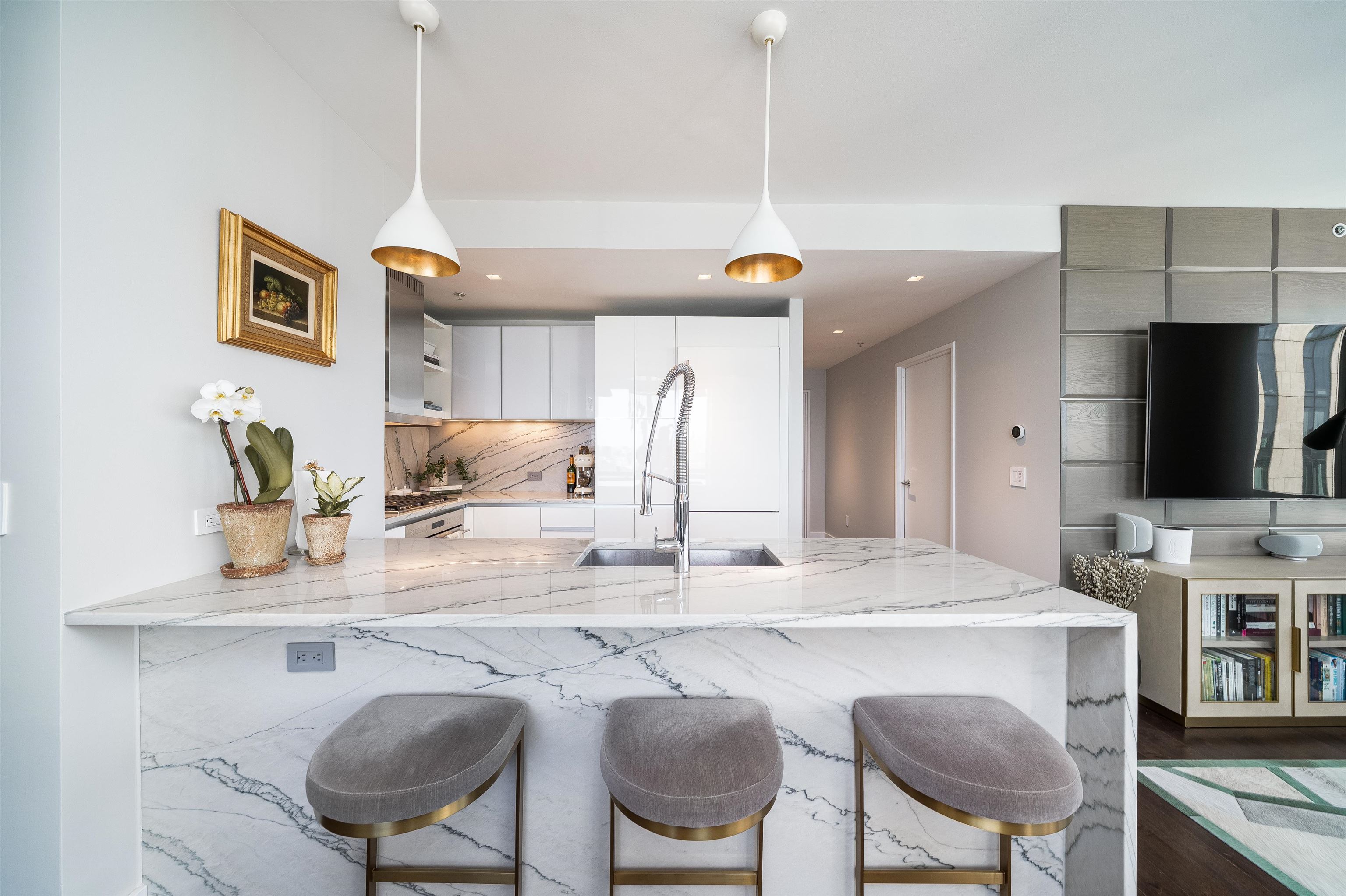 77 HUDSON ST Unit: 2803