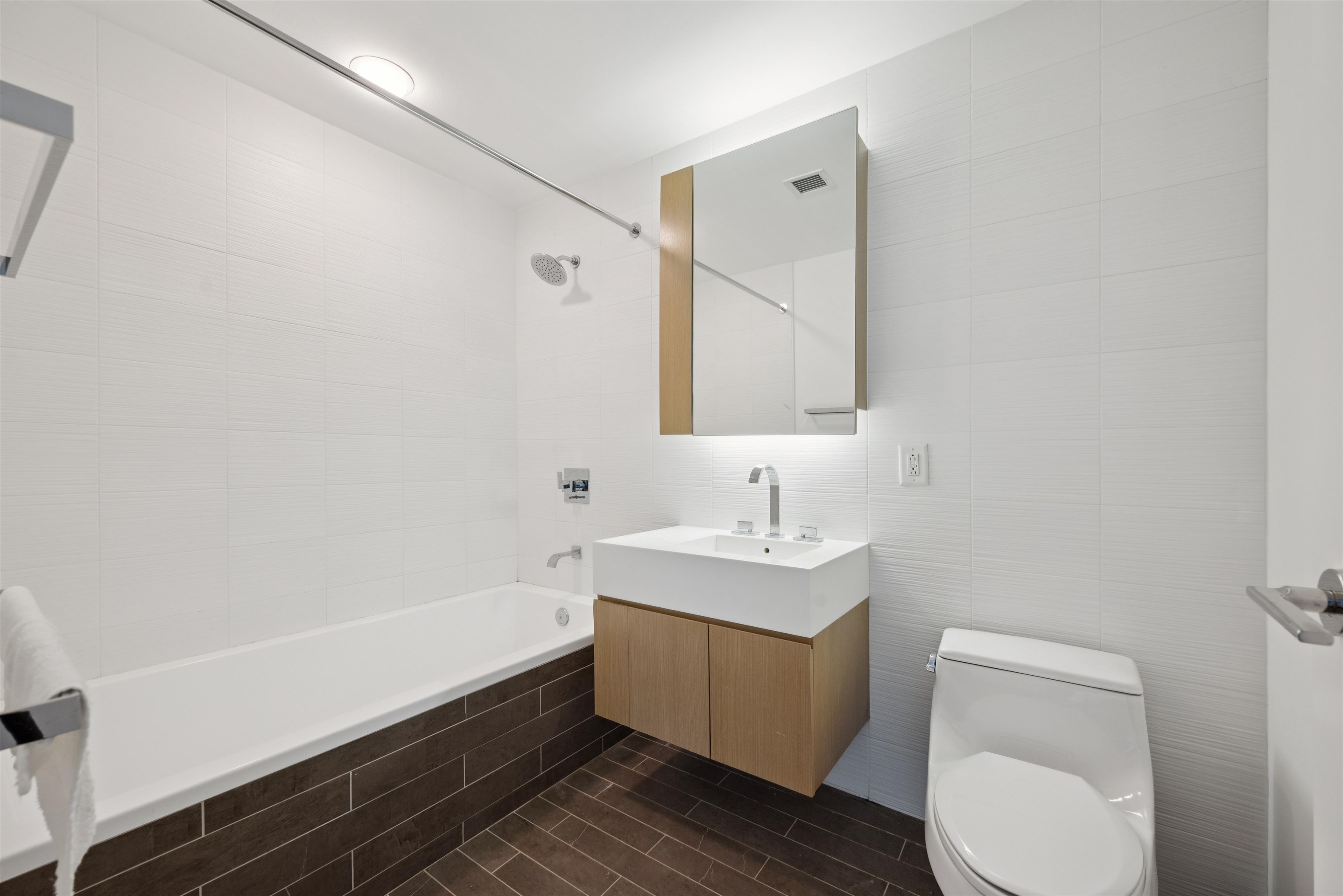 77 HUDSON ST Unit: PH 4505