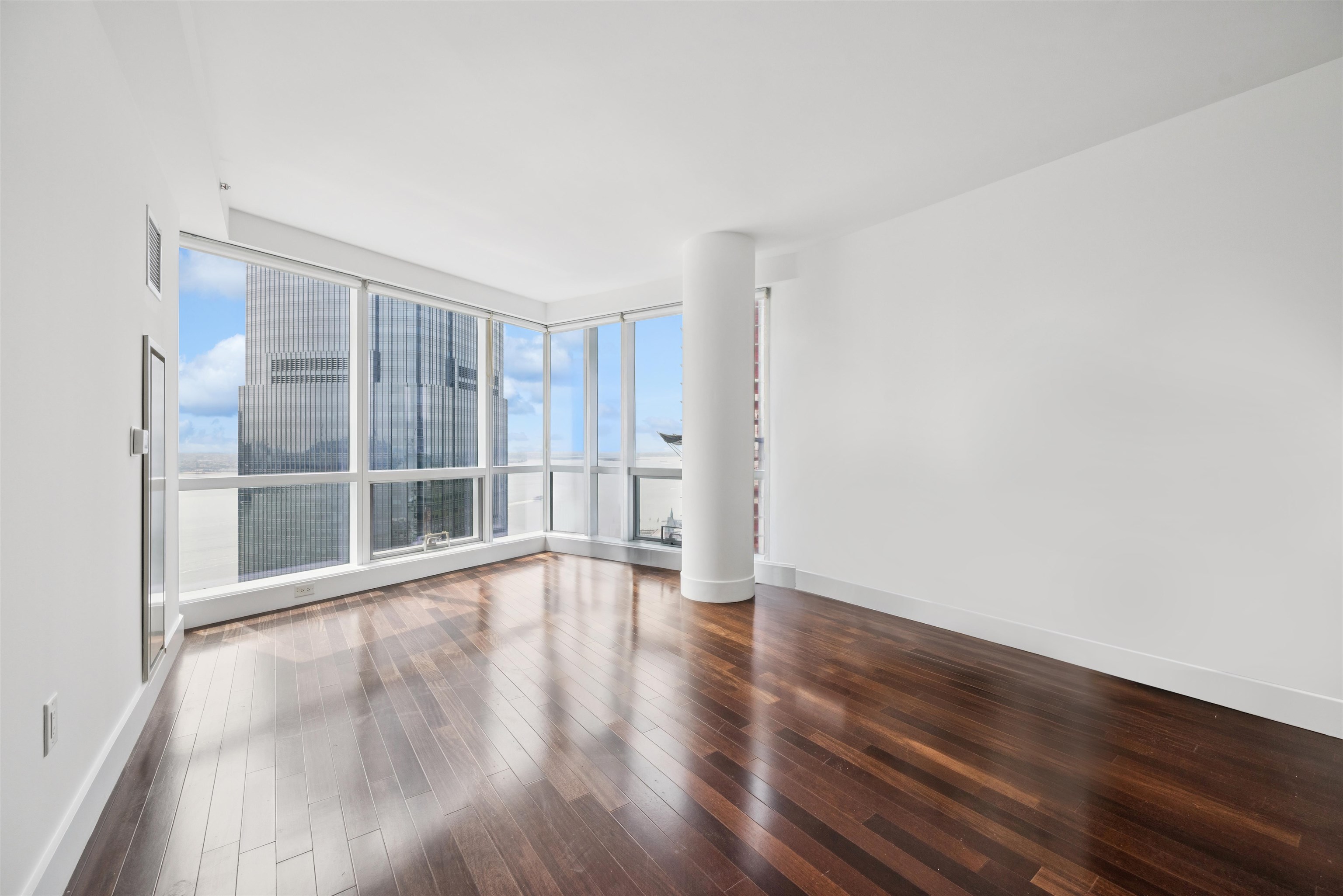 77 HUDSON ST Unit: PH 4505