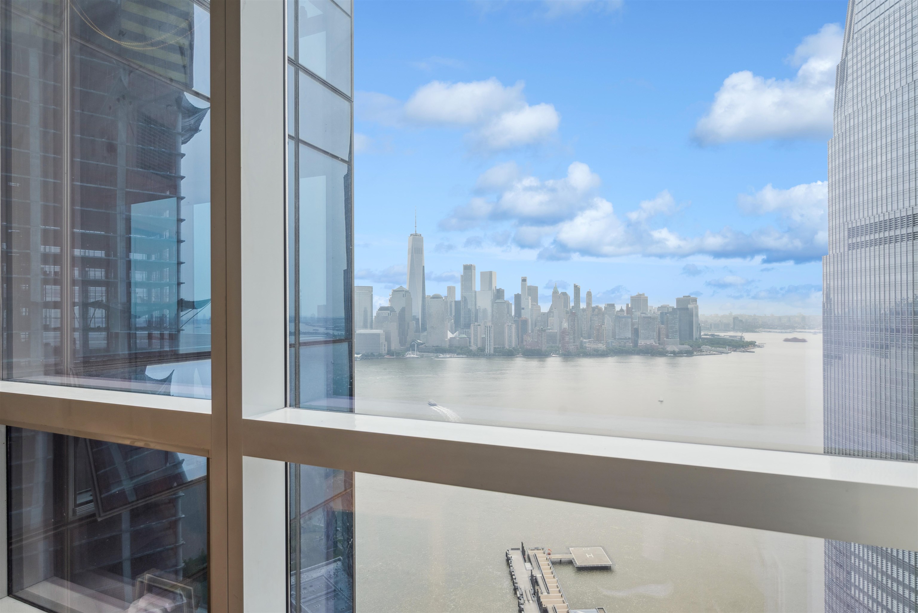 77 HUDSON ST Unit: PH 4505