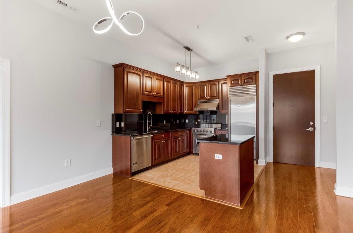 20 AVENUE AT PORT IMPERIAL Unit: 514