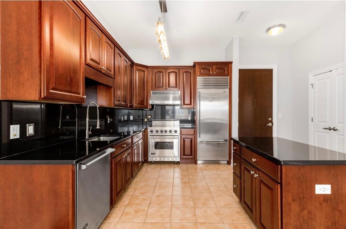 20 AVENUE AT PORT IMPERIAL Unit: 514