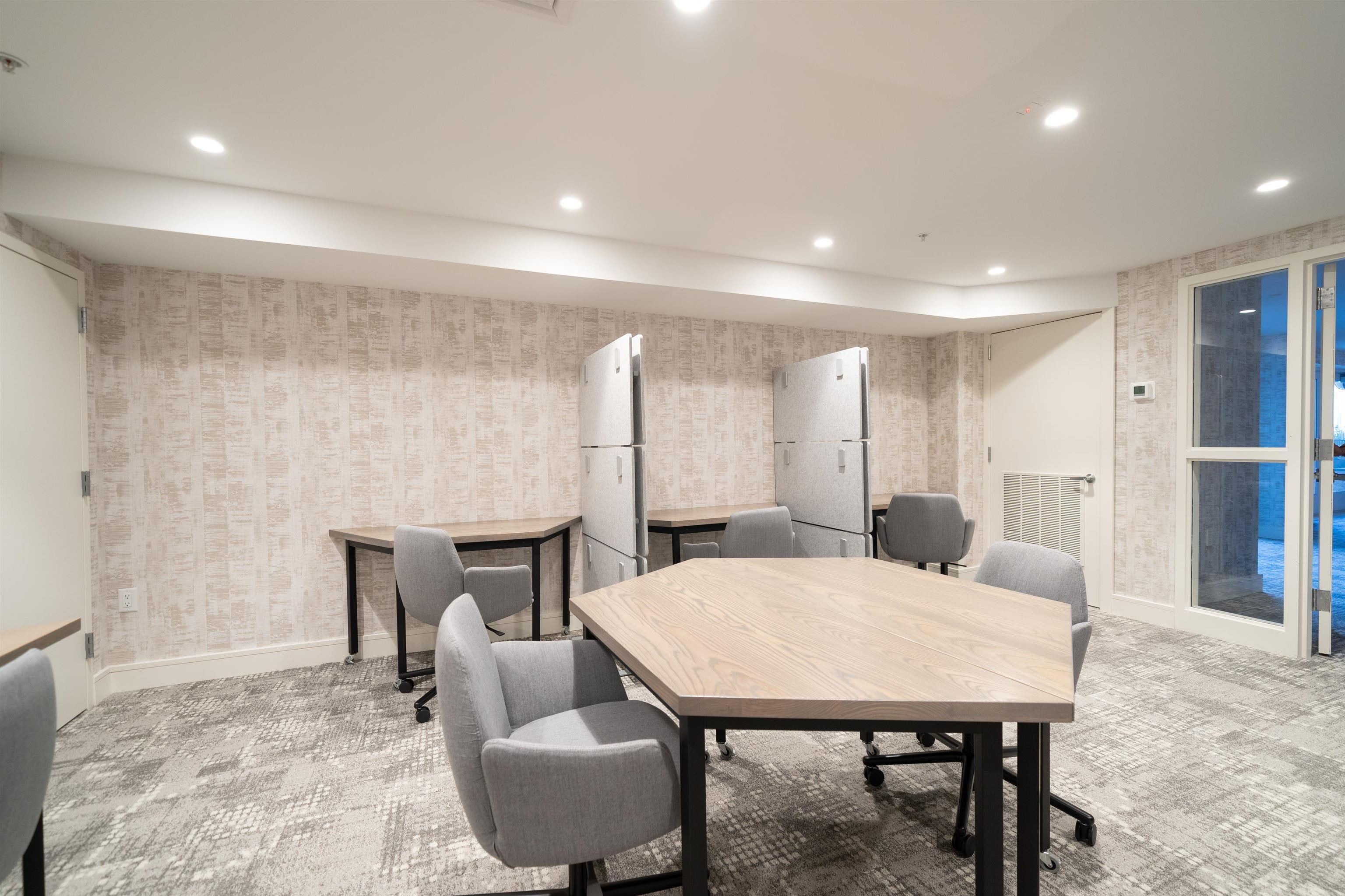 20 AVENUE AT PORT IMPERIAL Unit: 514