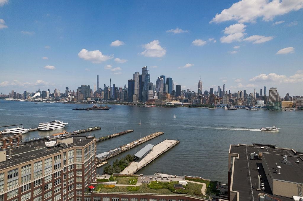 1100 MAXWELL LANE Unit: 238