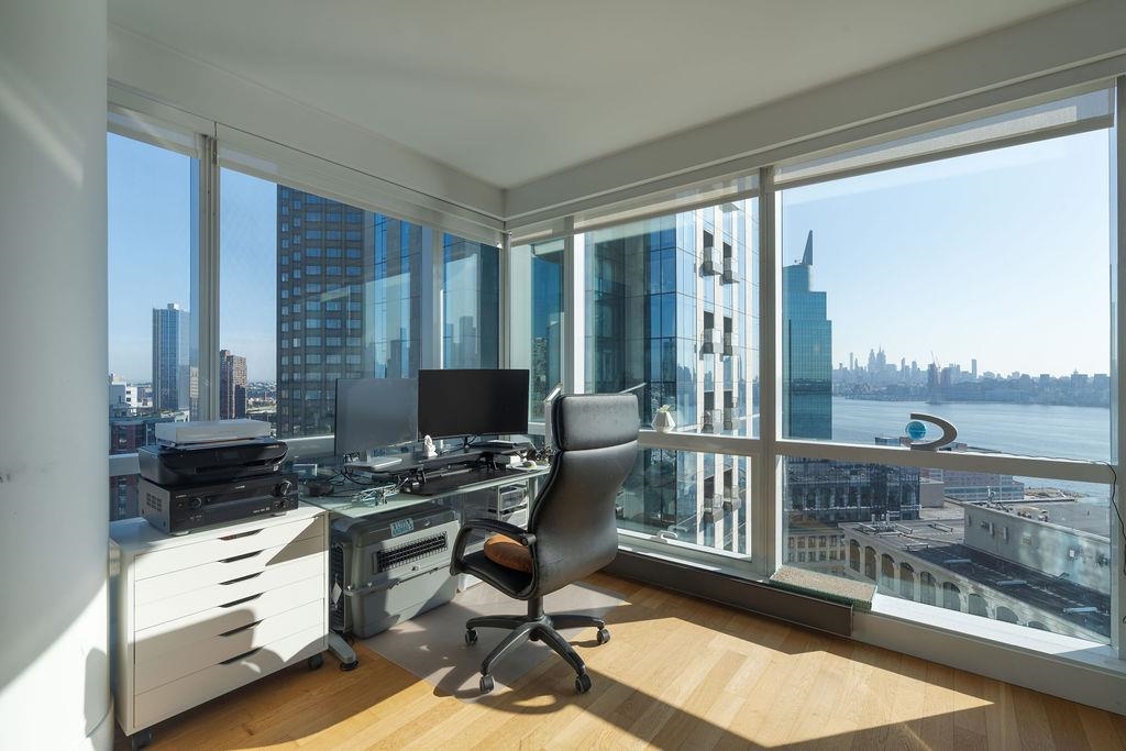 77 HUDSON ST Unit: 2603