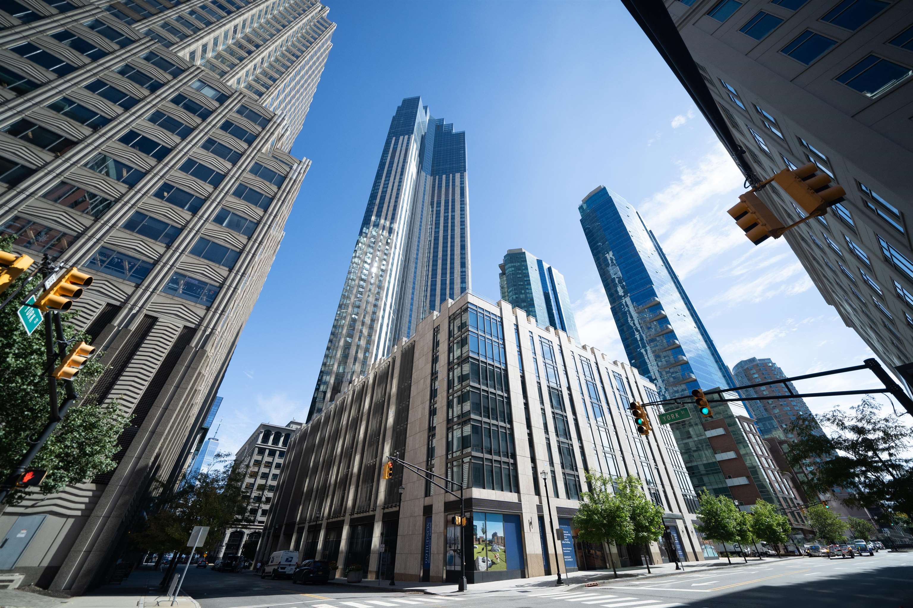 99 HUDSON ST Unit: 3001