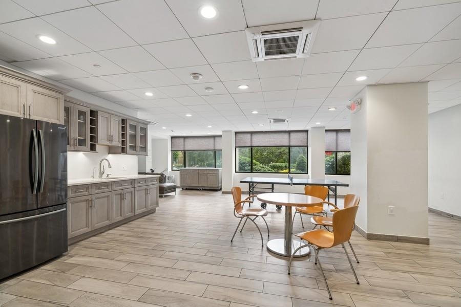 45 RIVER DR SOUTH Unit: 104