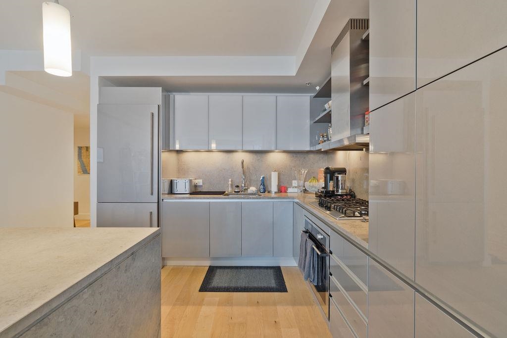 77 HUDSON ST Unit: 3201