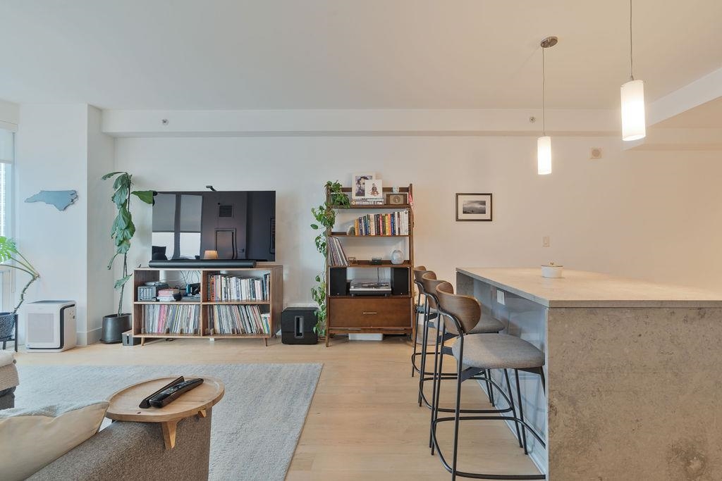 77 HUDSON ST Unit: 3201