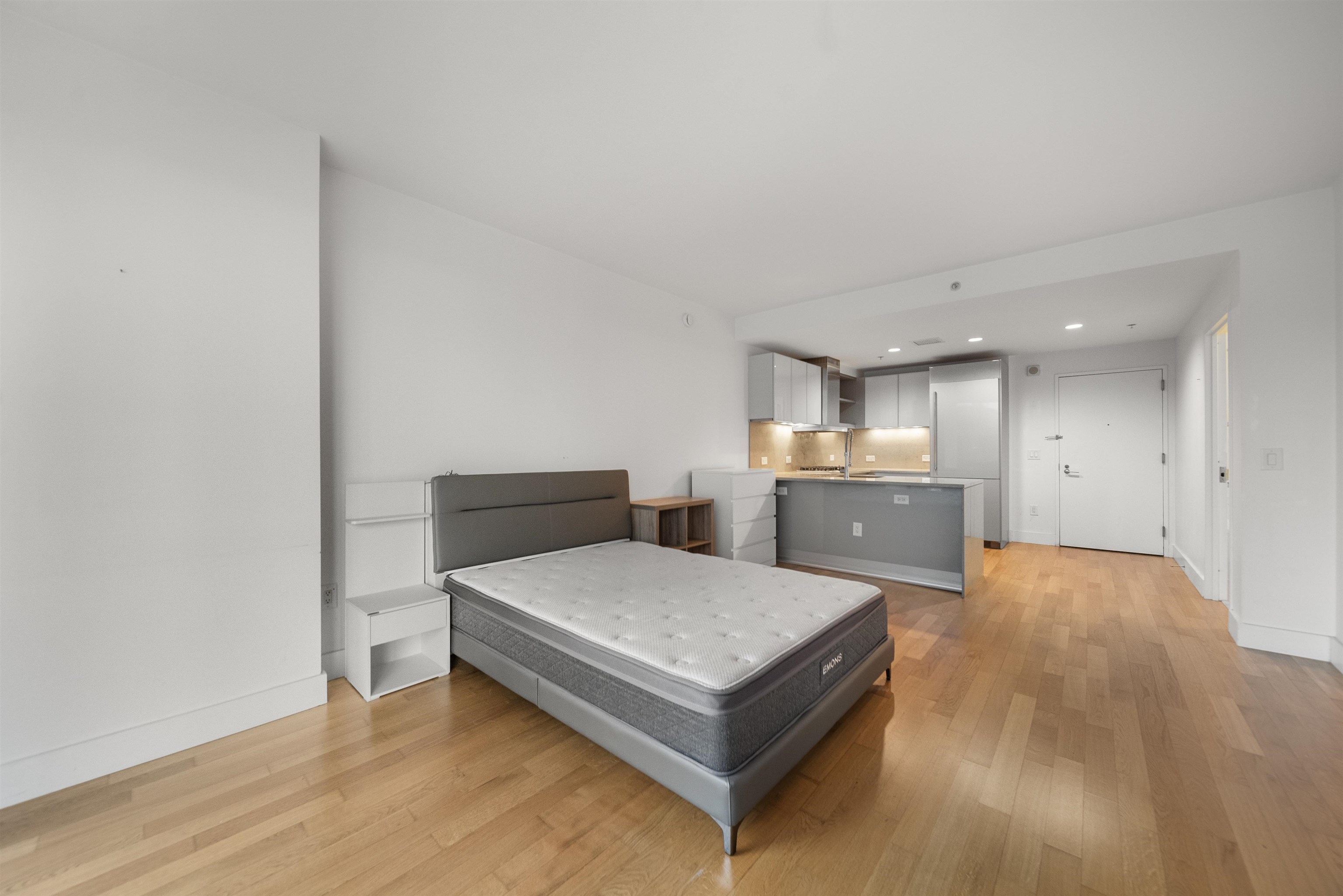 77 HUDSON ST Unit: 1401