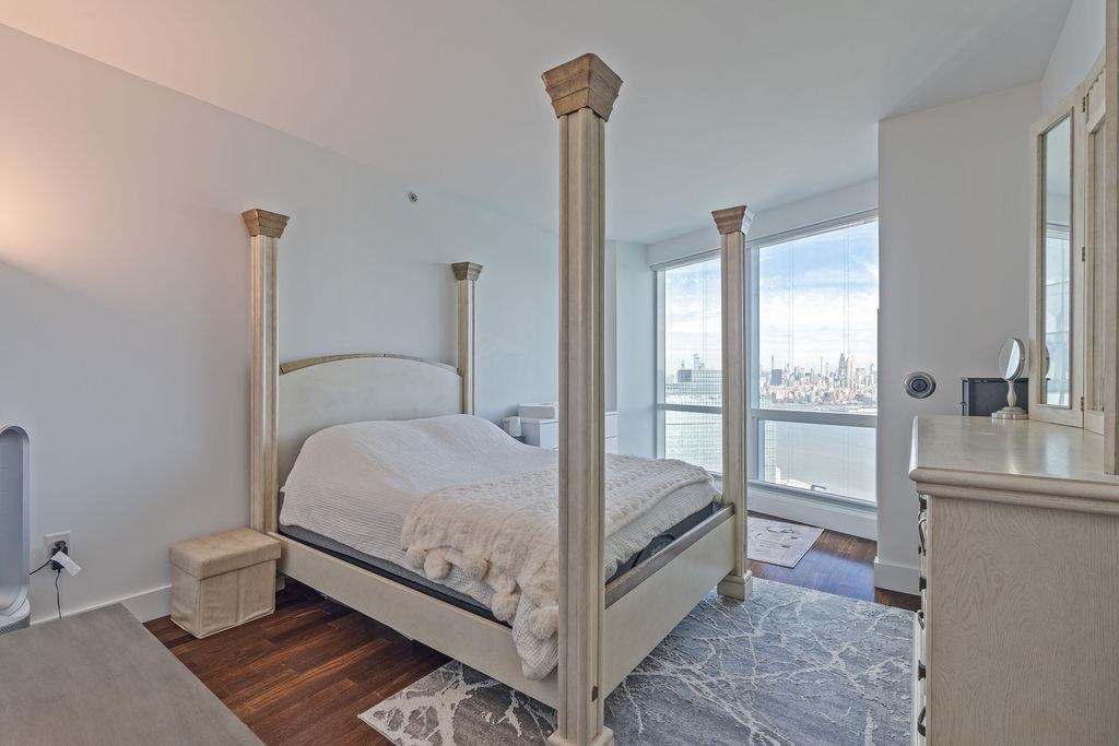 77 HUDSON ST Unit: 4204