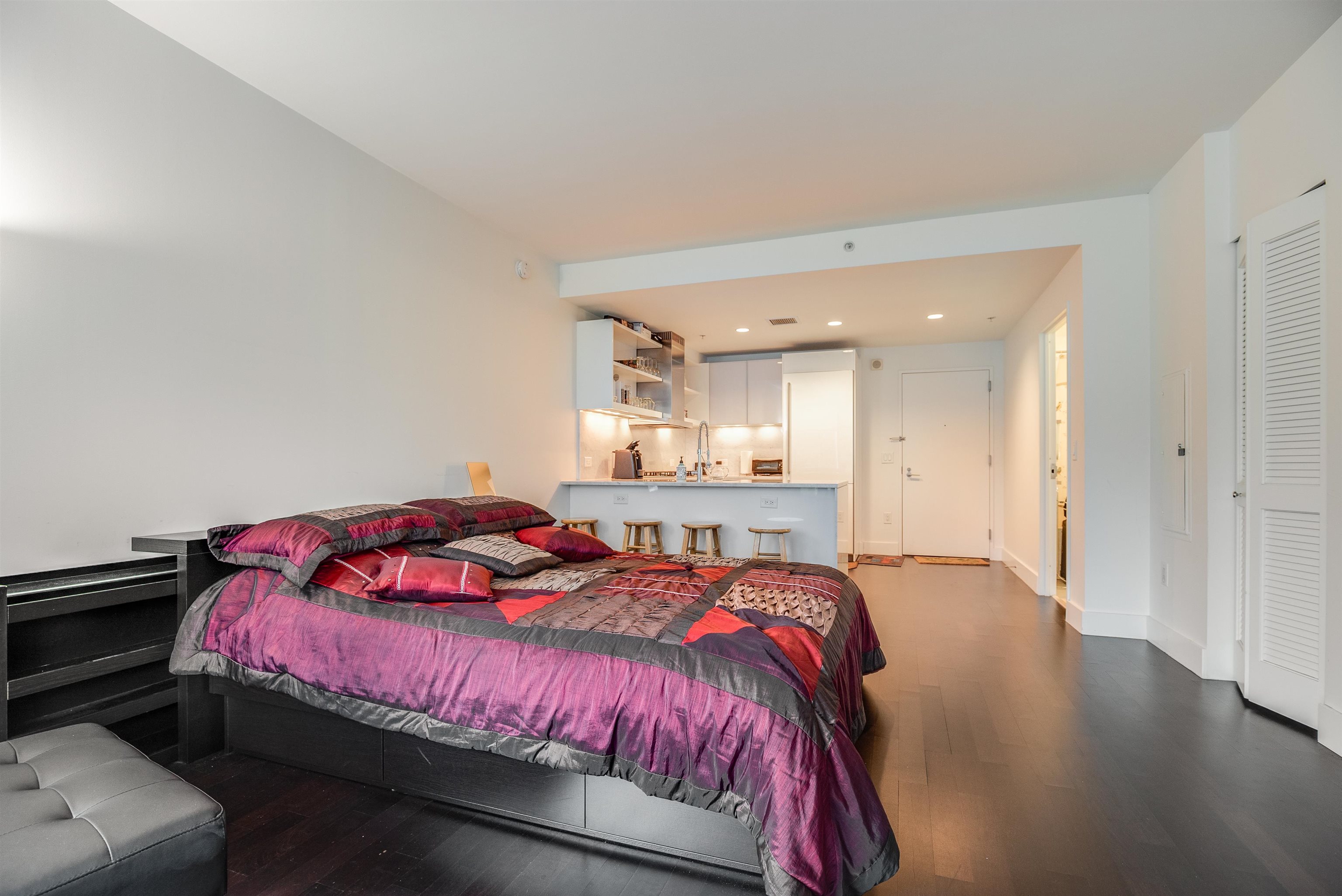 77 HUDSON ST Unit: 1201