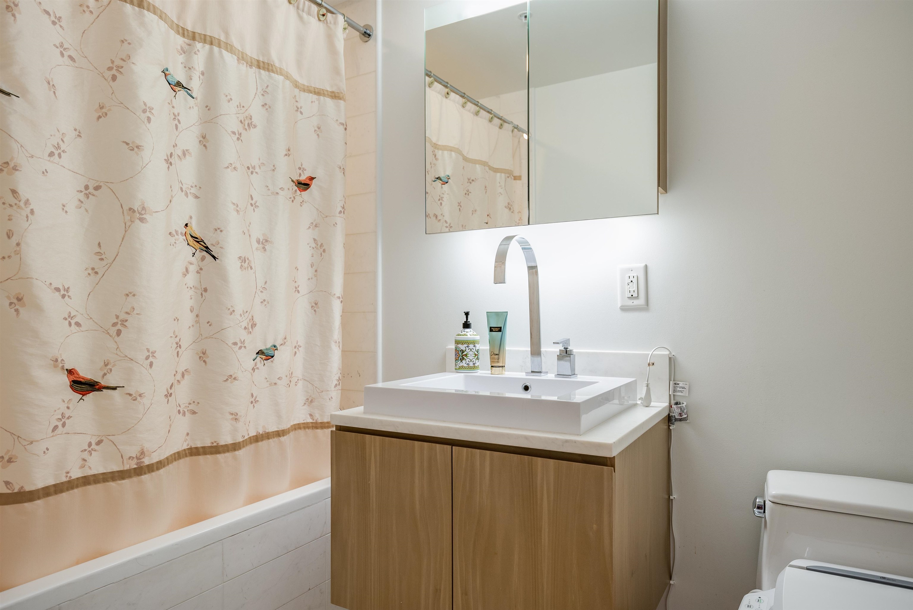 77 HUDSON ST Unit: 1201