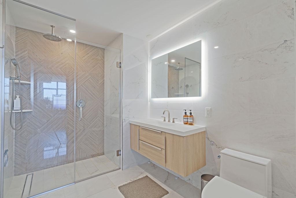 8701 CHURCHILL RD Unit: 906