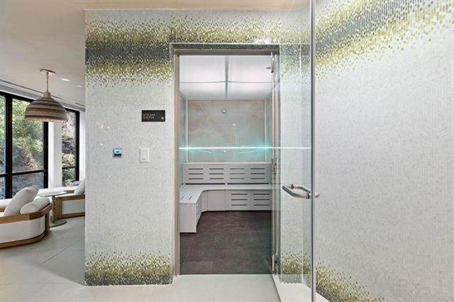 8701 CHURCHILL RD Unit: 906