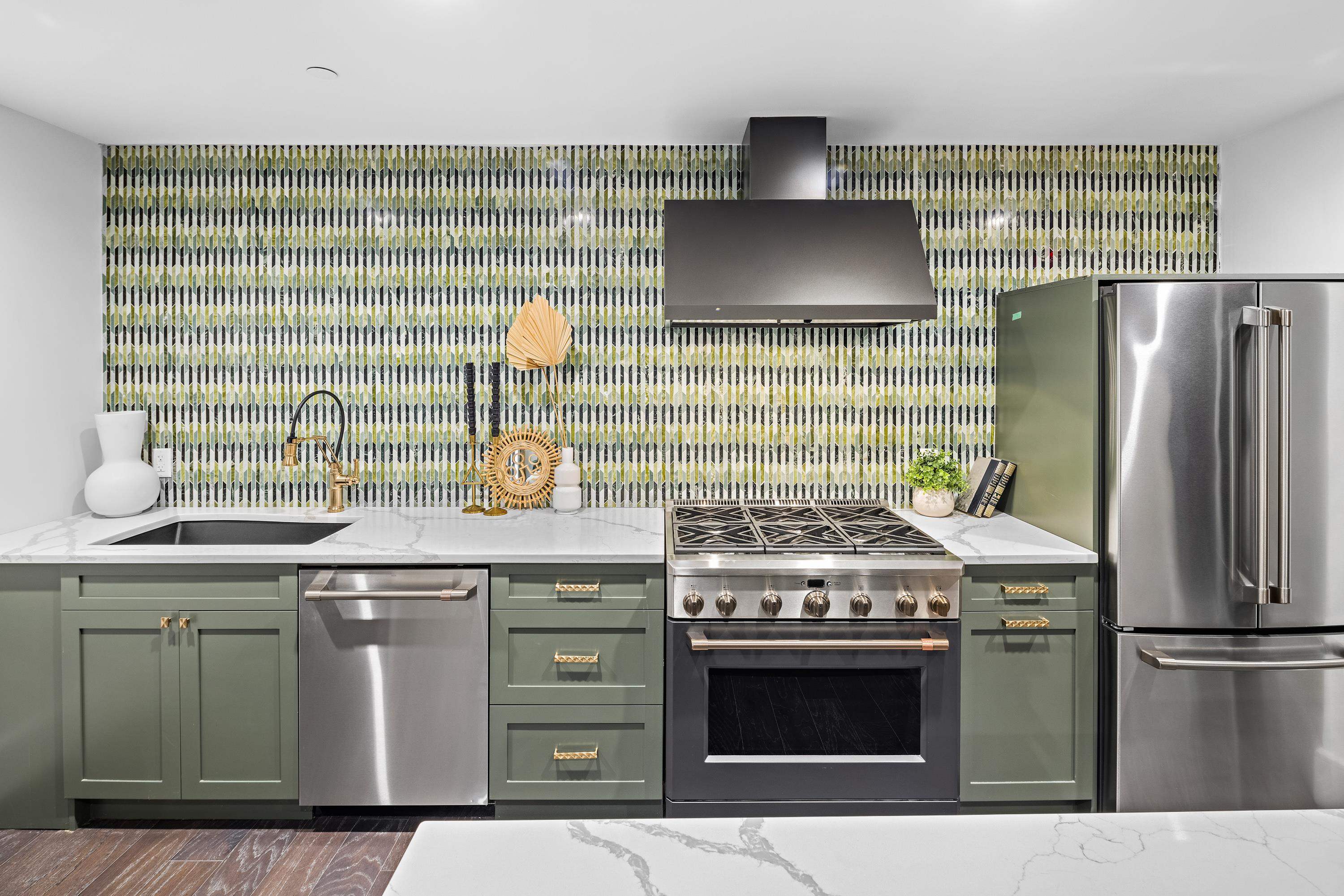 8701 CHURCHILL RD Unit: 906