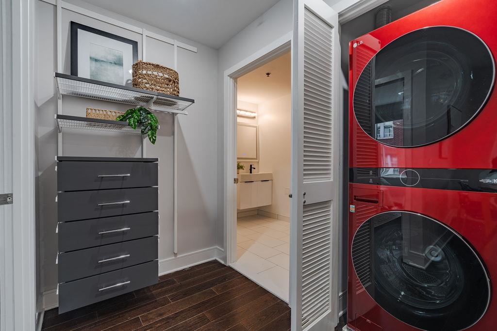 1100 MAXWELL LANE Unit: 238