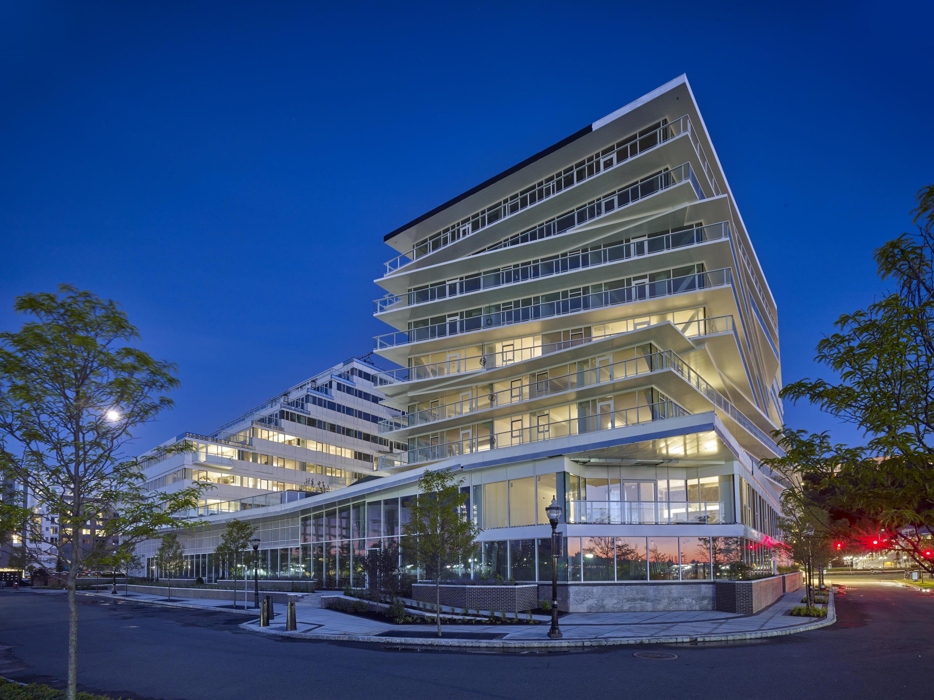 800 AVENUE AT PORT IMPERIAL Unit: 517