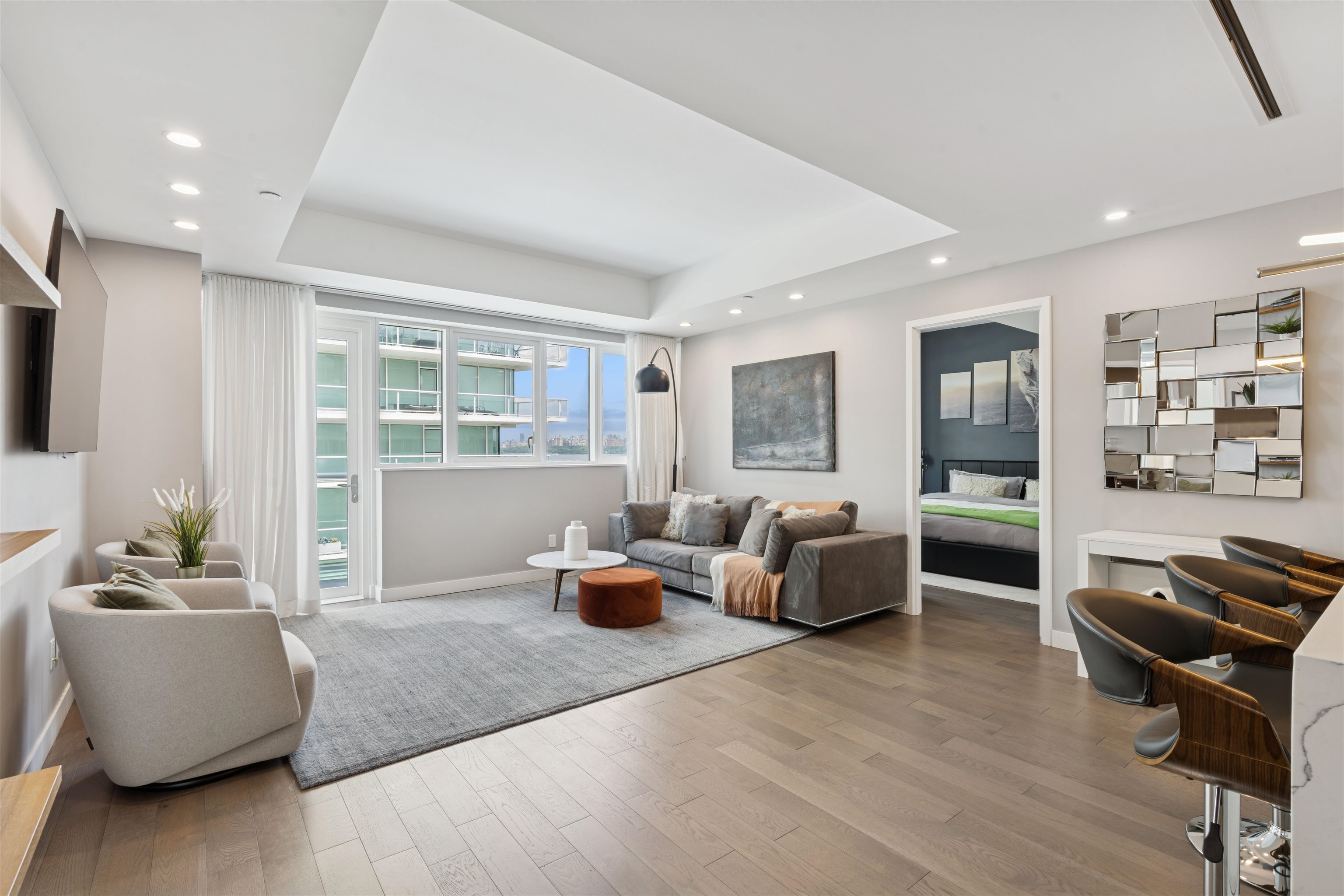 800 AVENUE AT PORT IMPERIAL Unit: 517