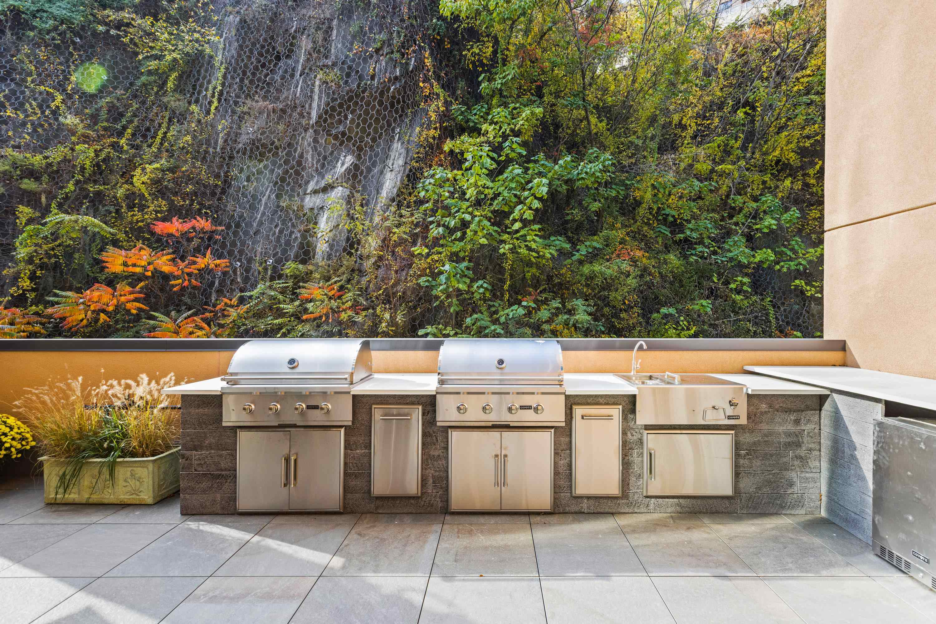 8701 CHURCHILL RD Unit: 505